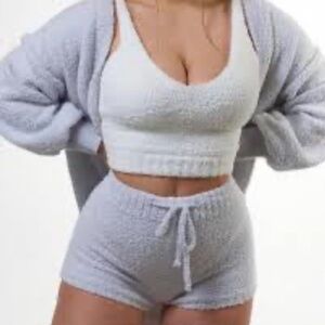 NWT‎ MissCosy 4 piece set size 4 - crop top, pants & shorts & cardigan.